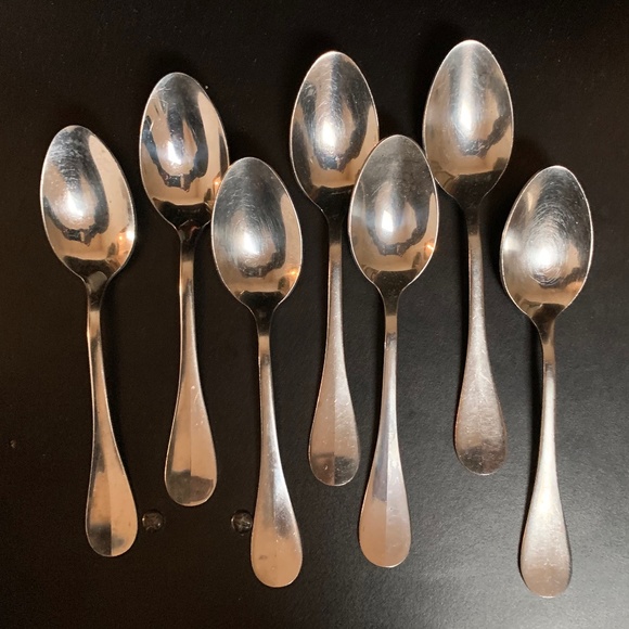 Set of 7 Christofle Hotel Silver Plate Soup Spoons - Picture 1 of 5